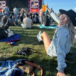 Meet your Posher, Steph